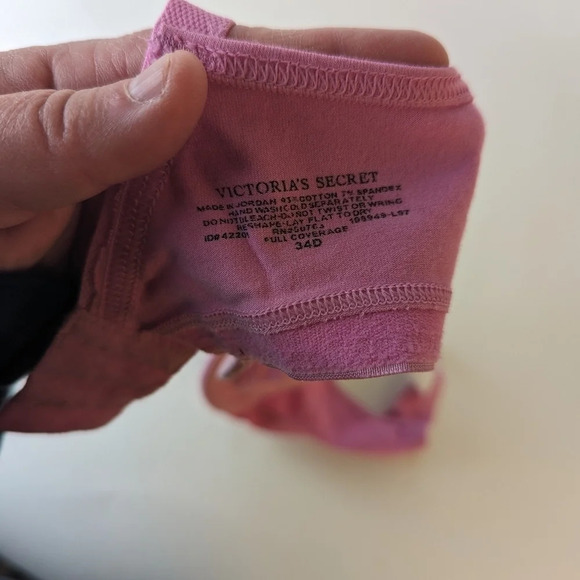 Victoria's Secret Pink Wear Everywhere Bra - 34 D - Picture 3 of 6